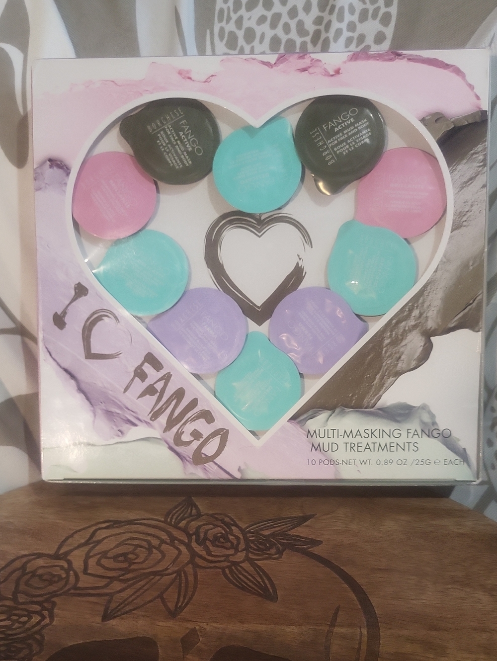 BORGHESE I ♥ FANGO Multi-Masking Mud Treatments